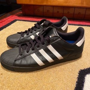 Adidas superstar skateboarding black size 10.5